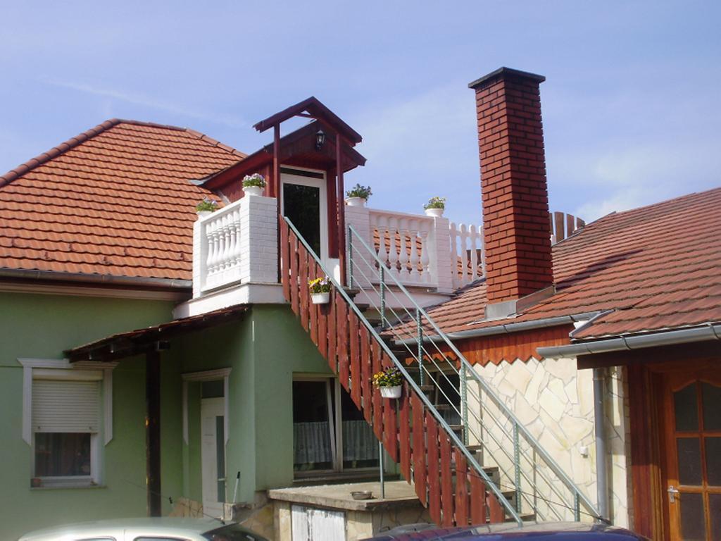 Hotel Tavi Vendeghaz St. Gotthard Exterior foto